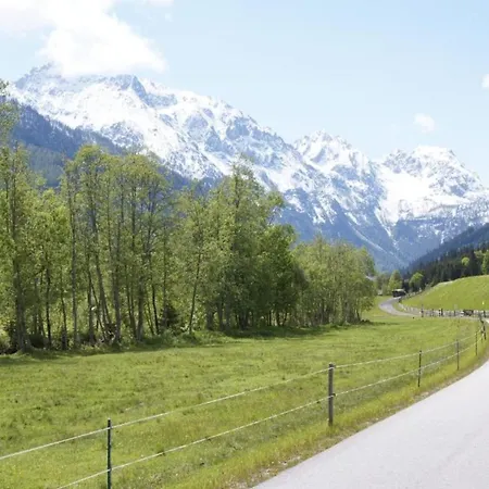 In Near Slopes, Cleaning Included Daire Krispl